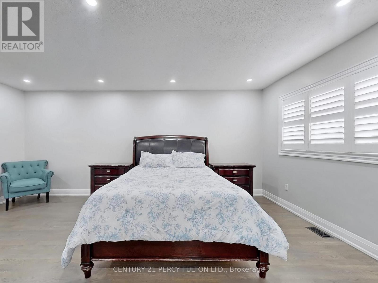 74 Doubtfire Crescent, Markham, Ontario L3S 3V4 - Photo 25 - N12445106