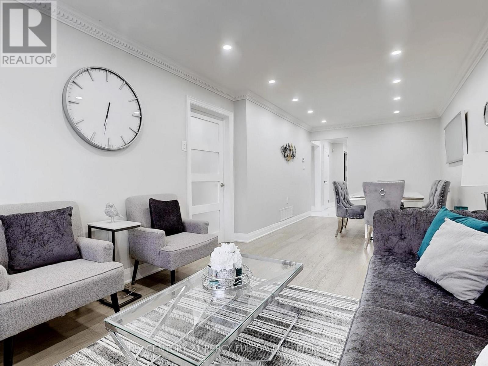 74 Doubtfire Crescent, Markham, Ontario L3S 3V4 - Photo 6 - N12445106