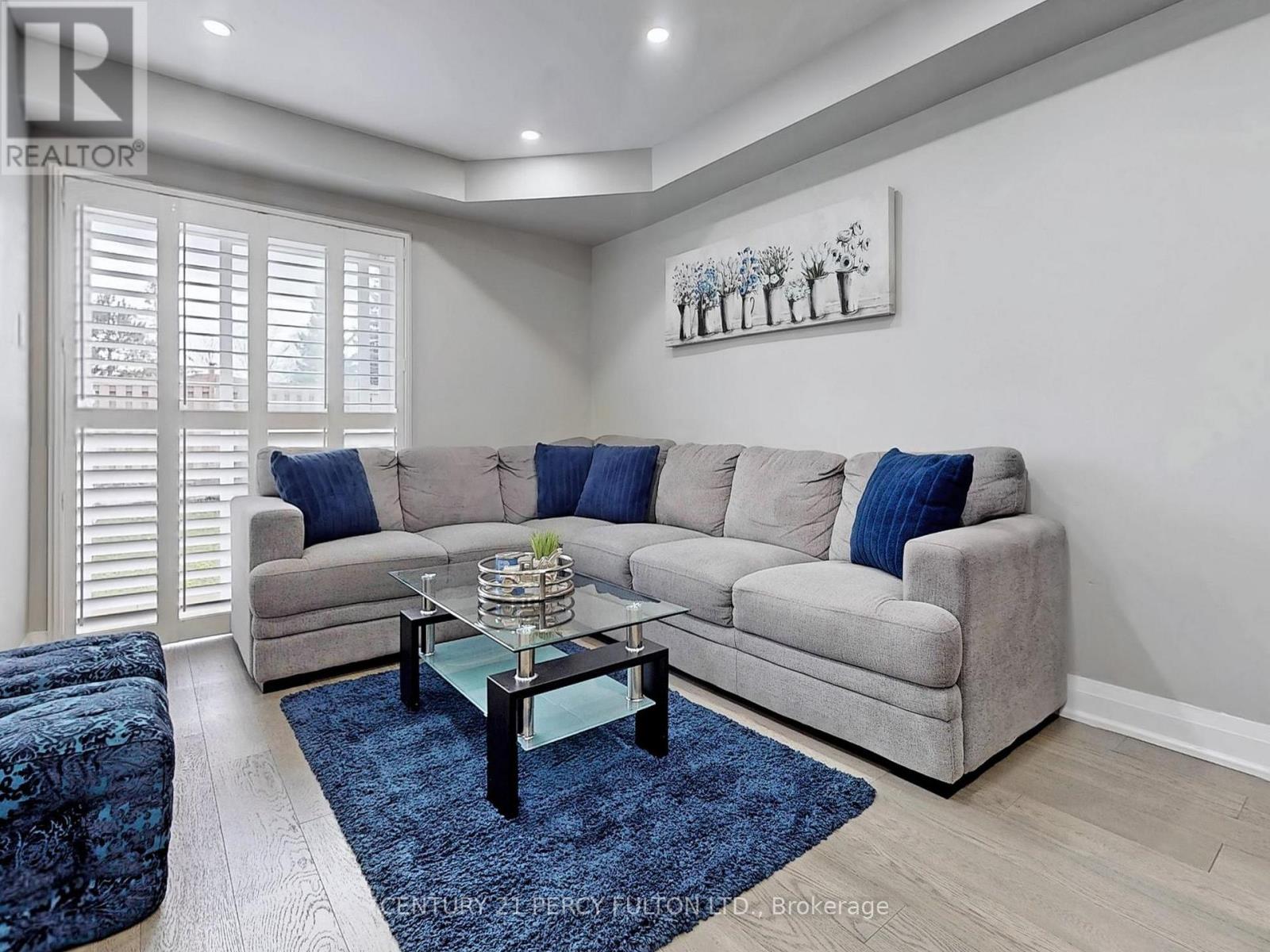 74 Doubtfire Crescent, Markham, Ontario L3S 3V4 - Photo 9 - N12445106