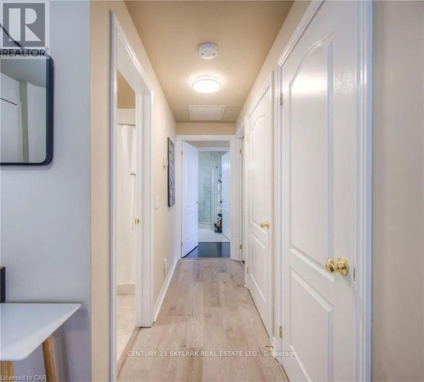 510 - 483 Faith Drive, Mississauga, Ontario  L5R 0A1 - Photo 7 - W12320204