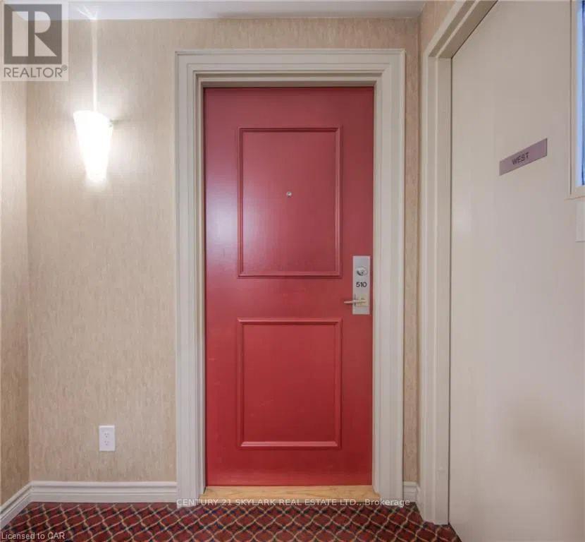 510 - 483 Faith Drive, Mississauga, Ontario  L5R 0A1 - Photo 5 - W12320204