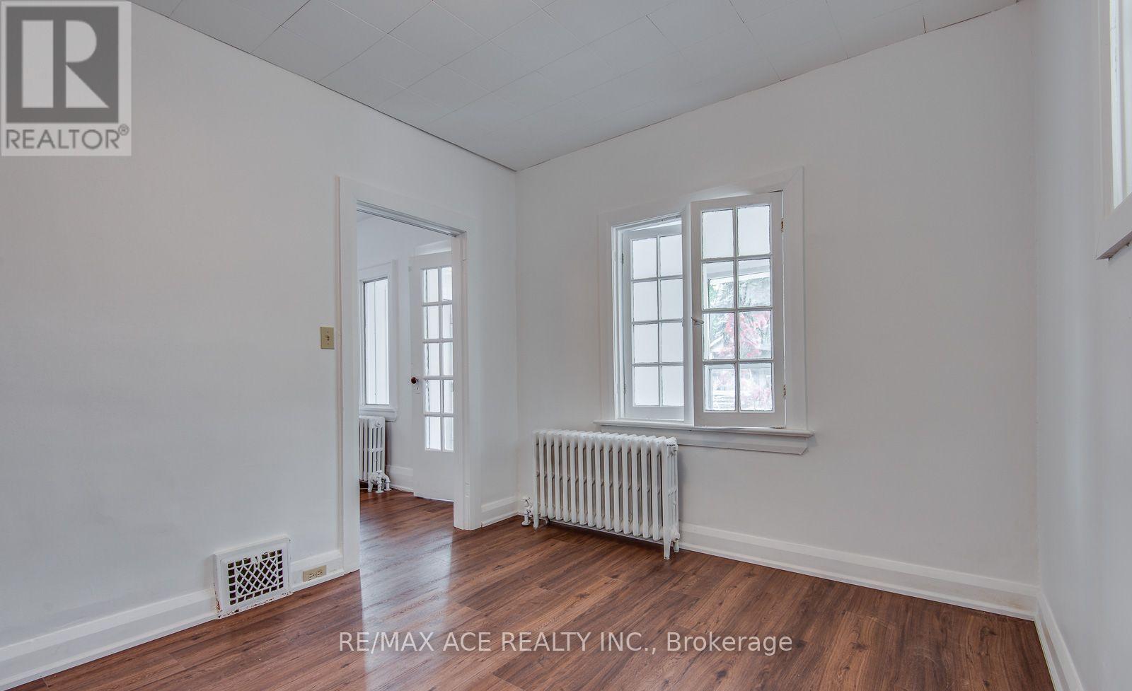 183 Glebemount Avenue, Toronto, Ontario  M4C 3S9 - Photo 7 - E12476955