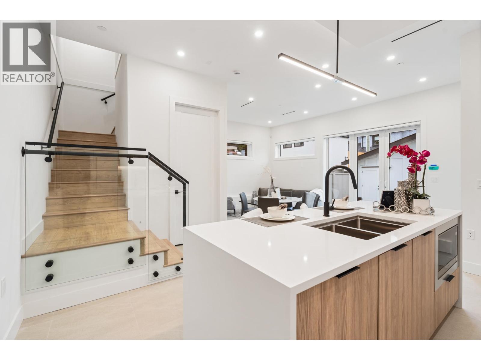 2140 E 20th Avenue, Vancouver, British Columbia  V5N 4V7 - Photo 8 - R3060926