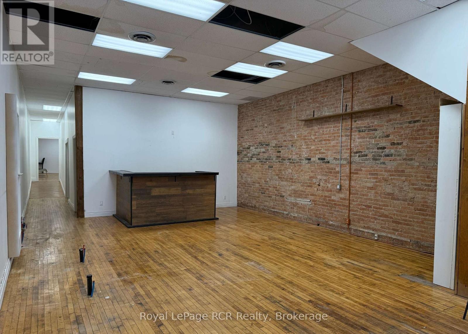 925 2nd Avenue E, Owen Sound, Ontario  N4K 2H5 - Photo 8 - X12477035