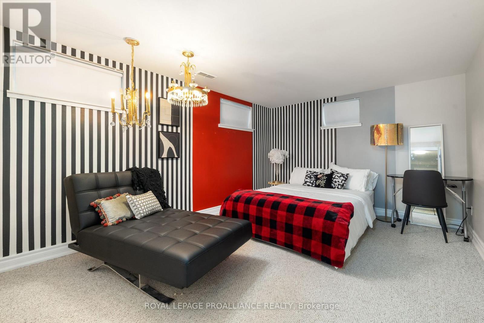 97 Roseland Drive, Quinte West, Ontario K0K 1L0 - Photo 31 - X12477100