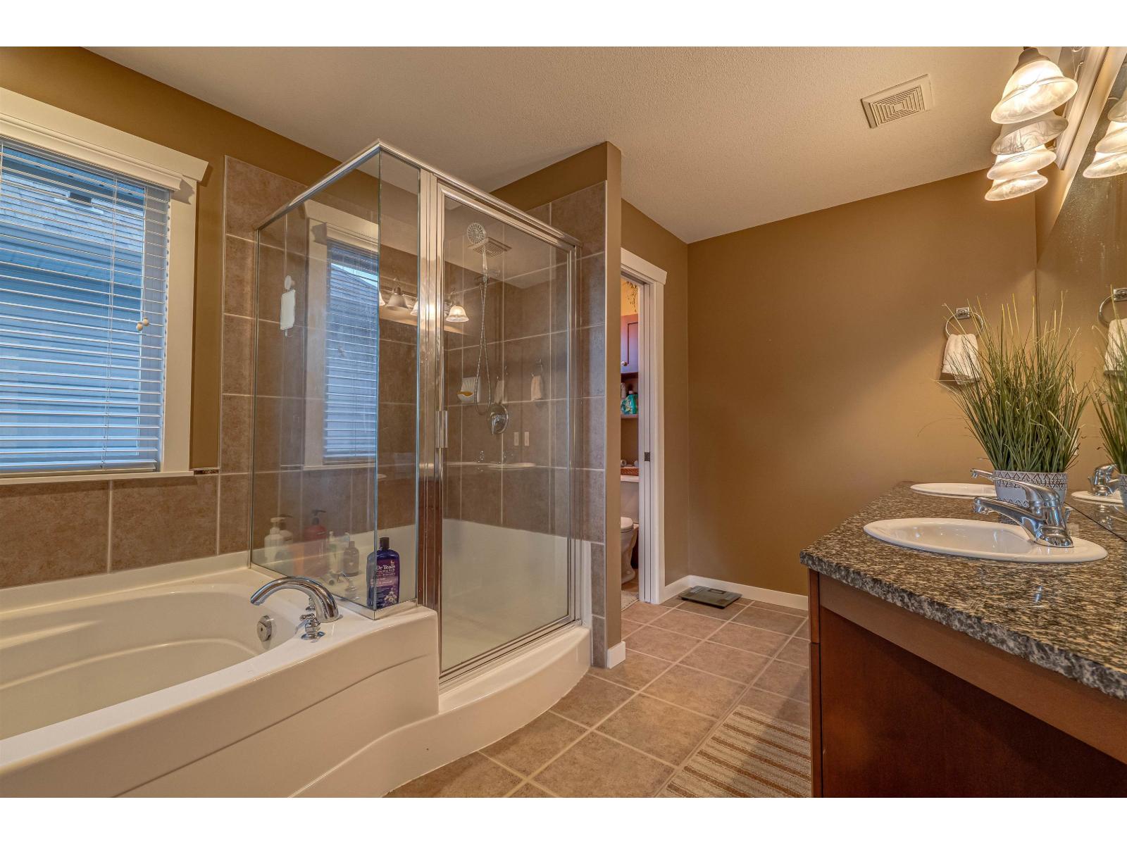 8375 209 Street, Langley, British Columbia  V2Y 0A3 - Photo 19 - R3060850