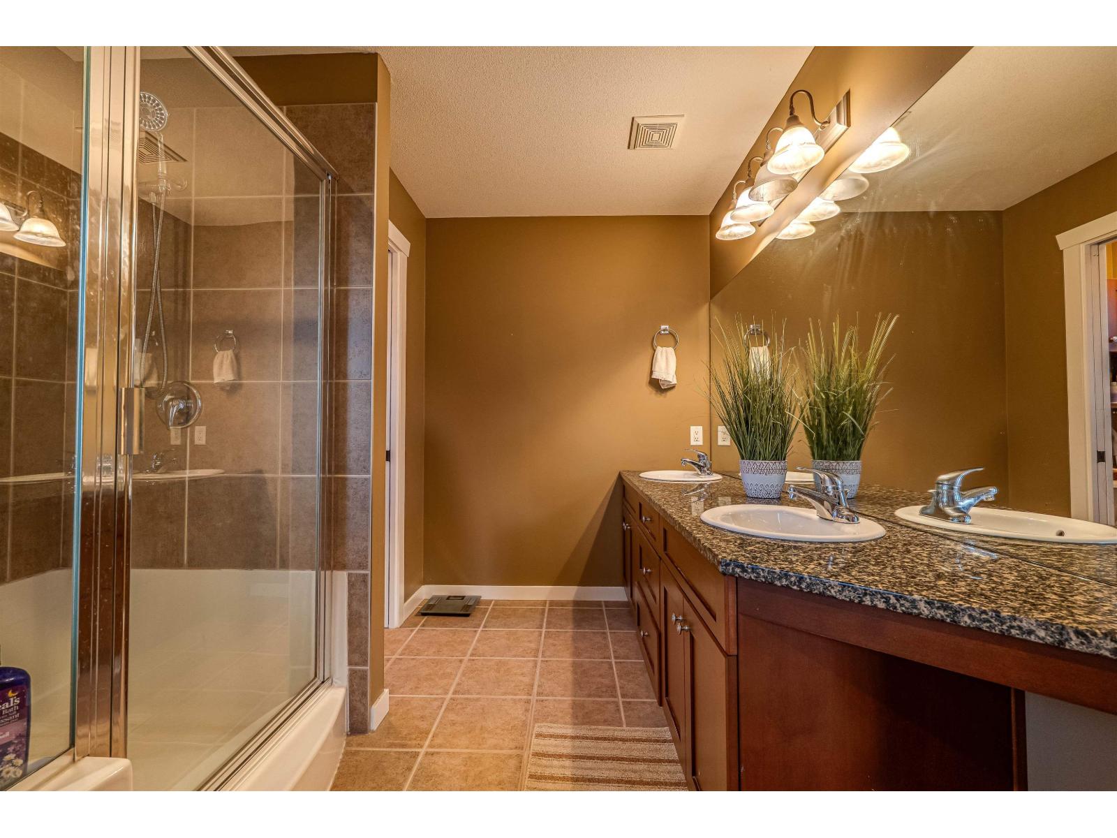 8375 209 Street, Langley, British Columbia  V2Y 0A3 - Photo 20 - R3060850