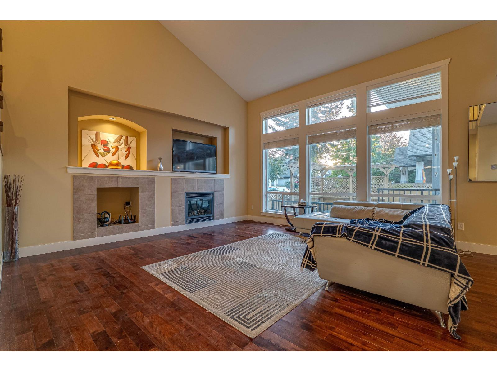 8375 209 Street, Langley, British Columbia  V2Y 0A3 - Photo 3 - R3060850