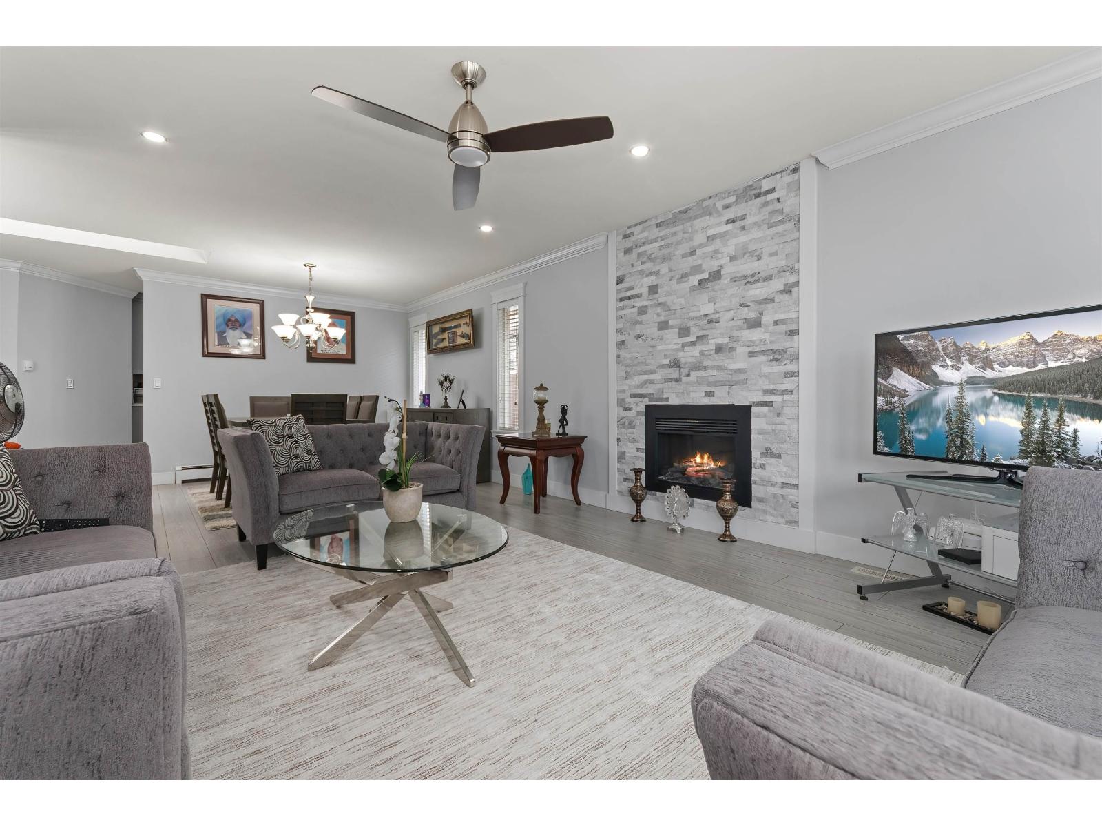 13398 89 Avenue, Surrey, British Columbia  V3V 7W1 - Photo 4 - R3060939
