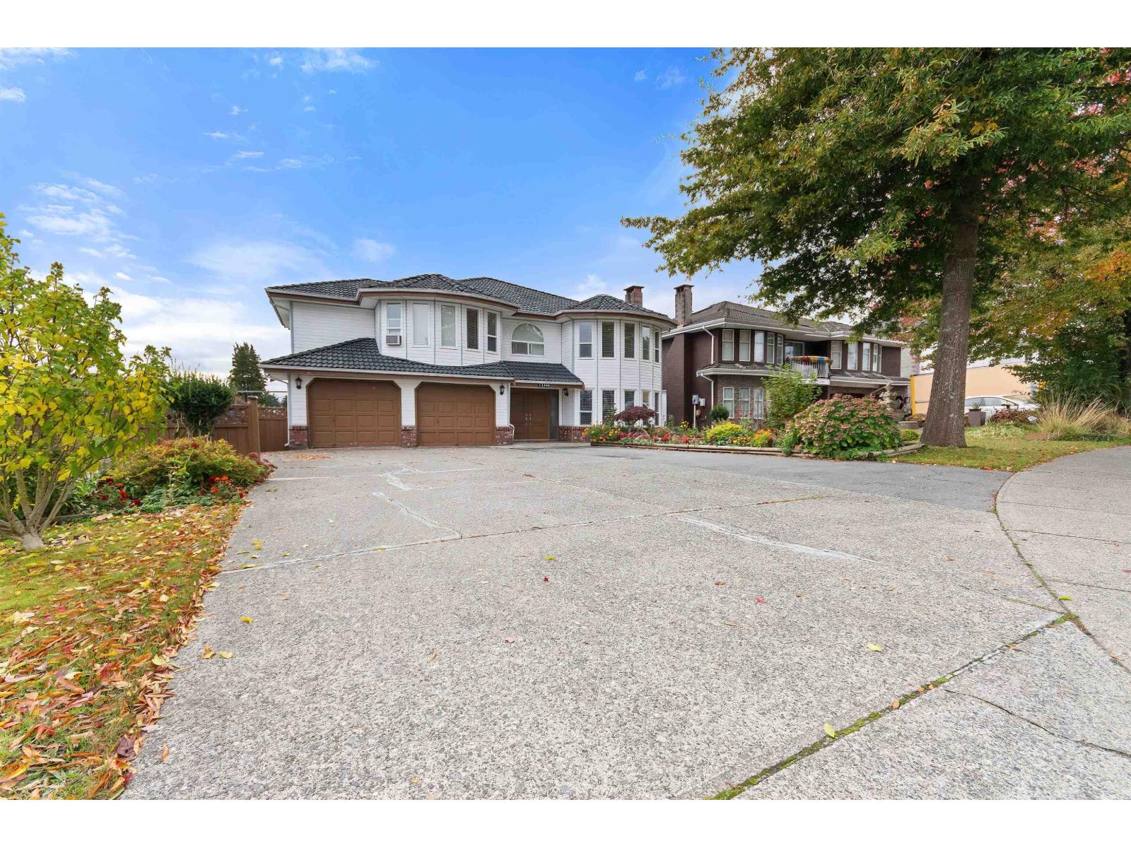 13398 89 Avenue, Surrey, British Columbia  V3V 7W1 - Photo 2 - R3060939