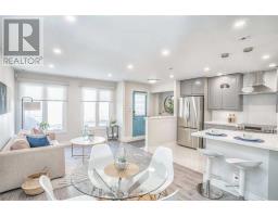 82 - 151 TOWNSGATE DRIVE, Vaughan, Ontario