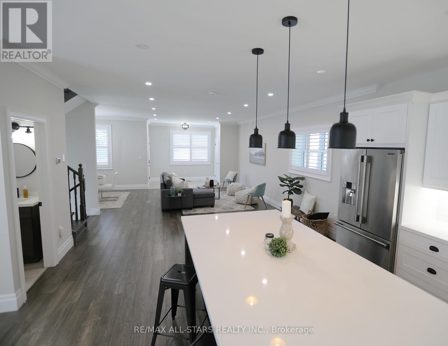 29 Patrick Drive, Aurora, Ontario  L4G 2A6 - Photo 17 - N12477000