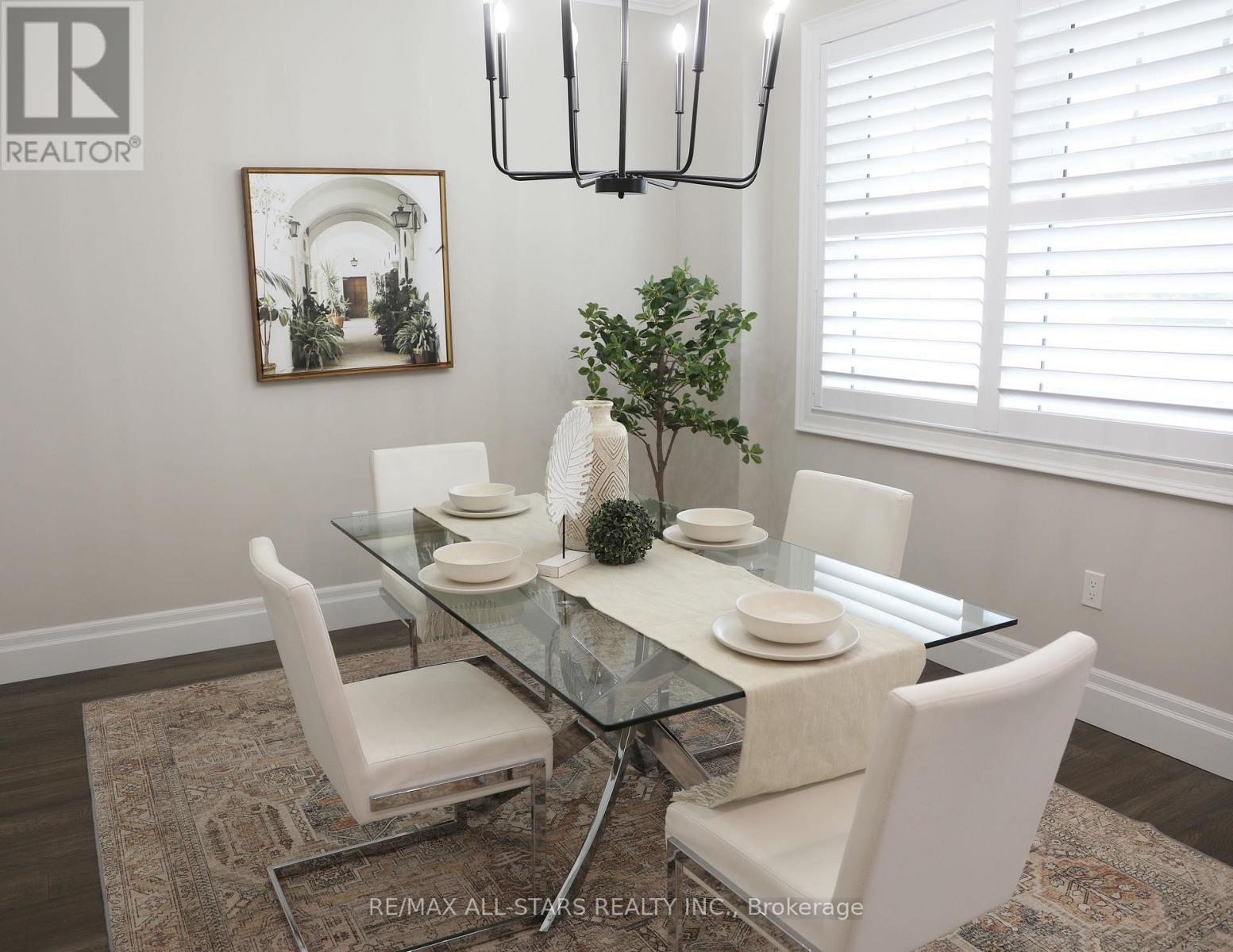 29 Patrick Drive, Aurora, Ontario  L4G 2A6 - Photo 7 - N12477000