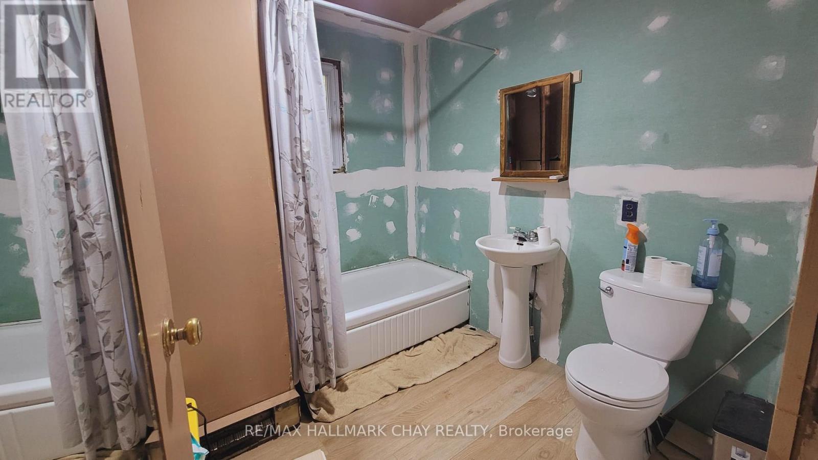 14189 12 Highway, Tay, Ontario  L0K 2C0 - Photo 7 - S12476953