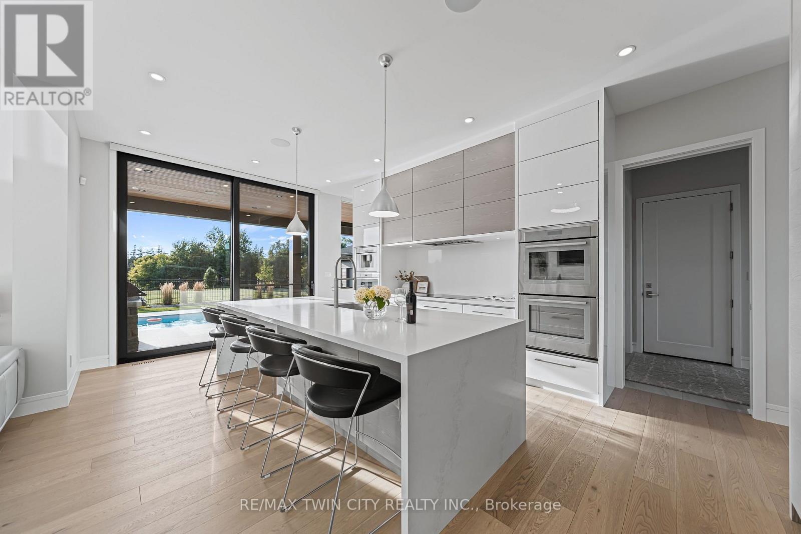 1826 Moser Young Road, Wellesley, Ontario  N0B 2T0 - Photo 14 - X12389310