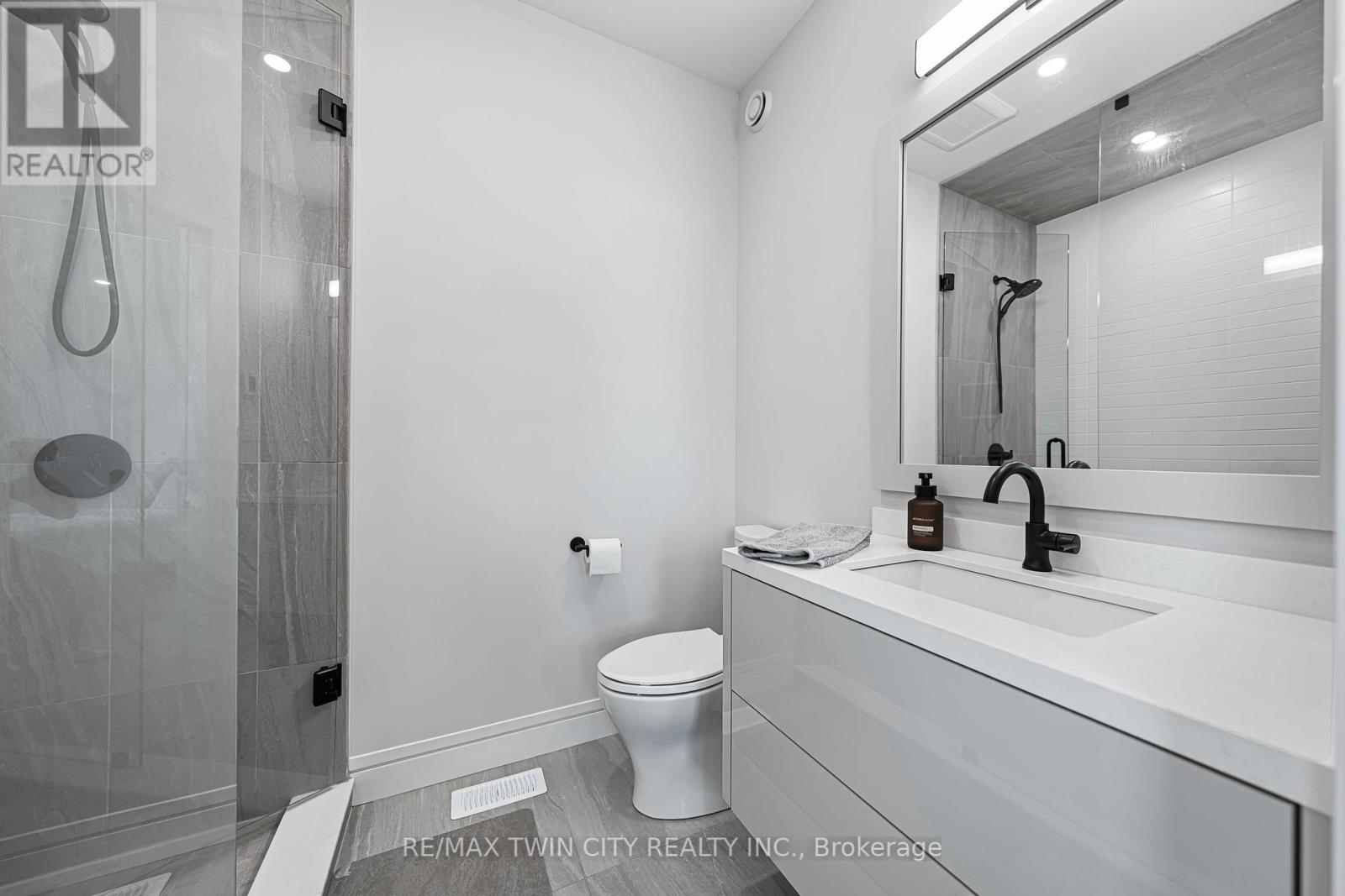 1826 Moser Young Road, Wellesley, Ontario  N0B 2T0 - Photo 26 - X12389310