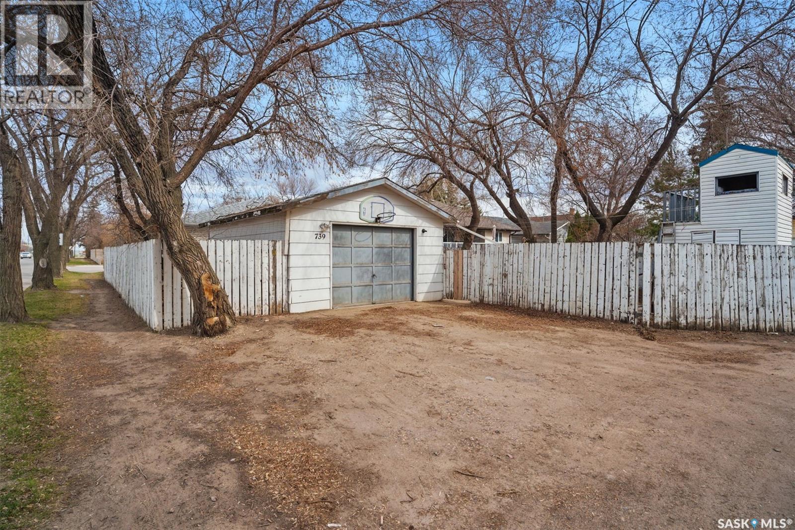 739 5th Street, Humboldt, Saskatchewan  S0K 2A0 - Photo 28 - SK004100