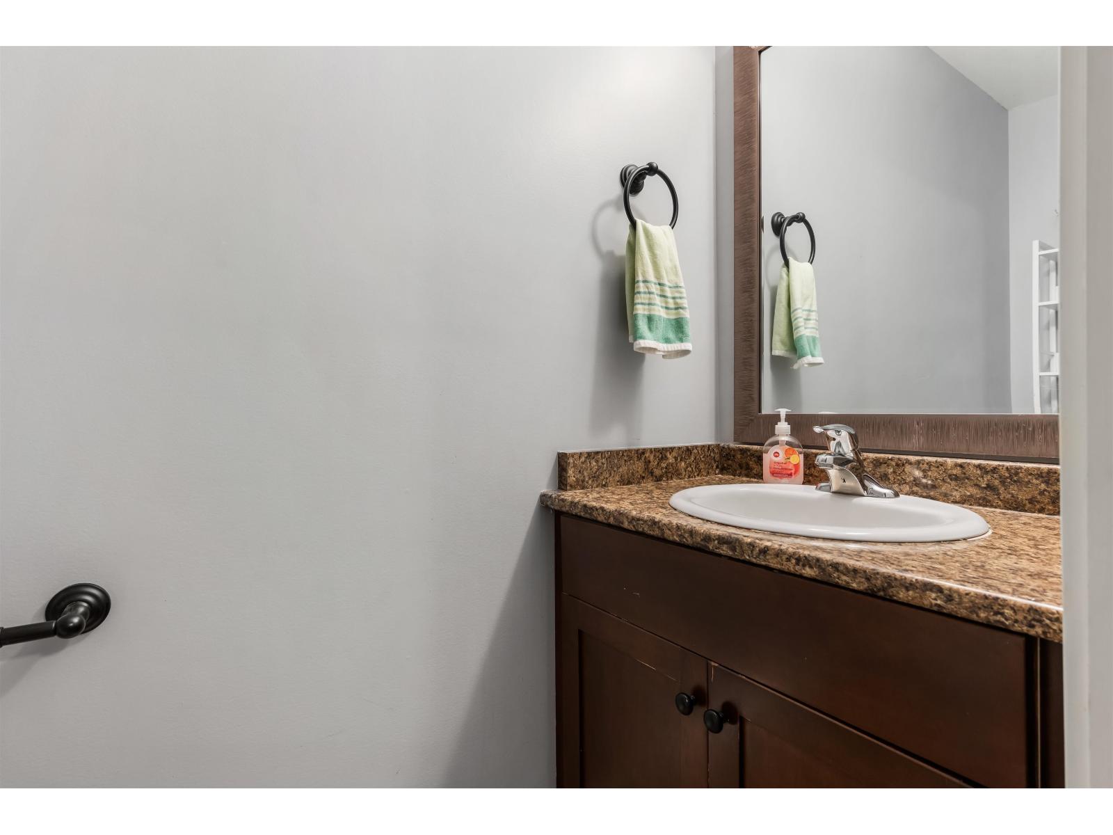 49 5837 Sappers Way, Garrison Crossing, Chilliwack, British Columbia  V2R 0G4 - Photo 32 - R3061020