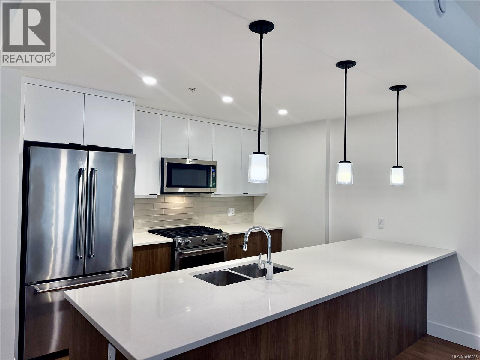 14 2330 Sooke Rd, Colwood, British Columbia