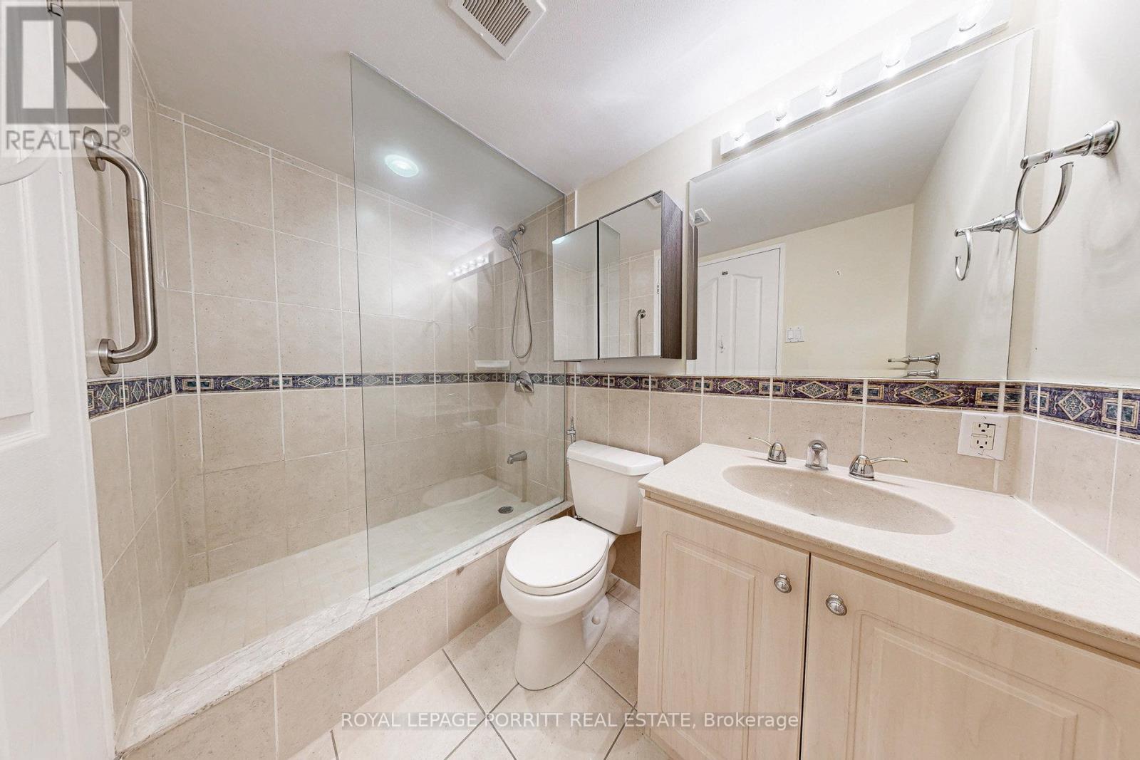 2007 - 1515 Lakeshore Road E, Mississauga, Ontario  L5E 3E2 - Photo 34 - W12476963
