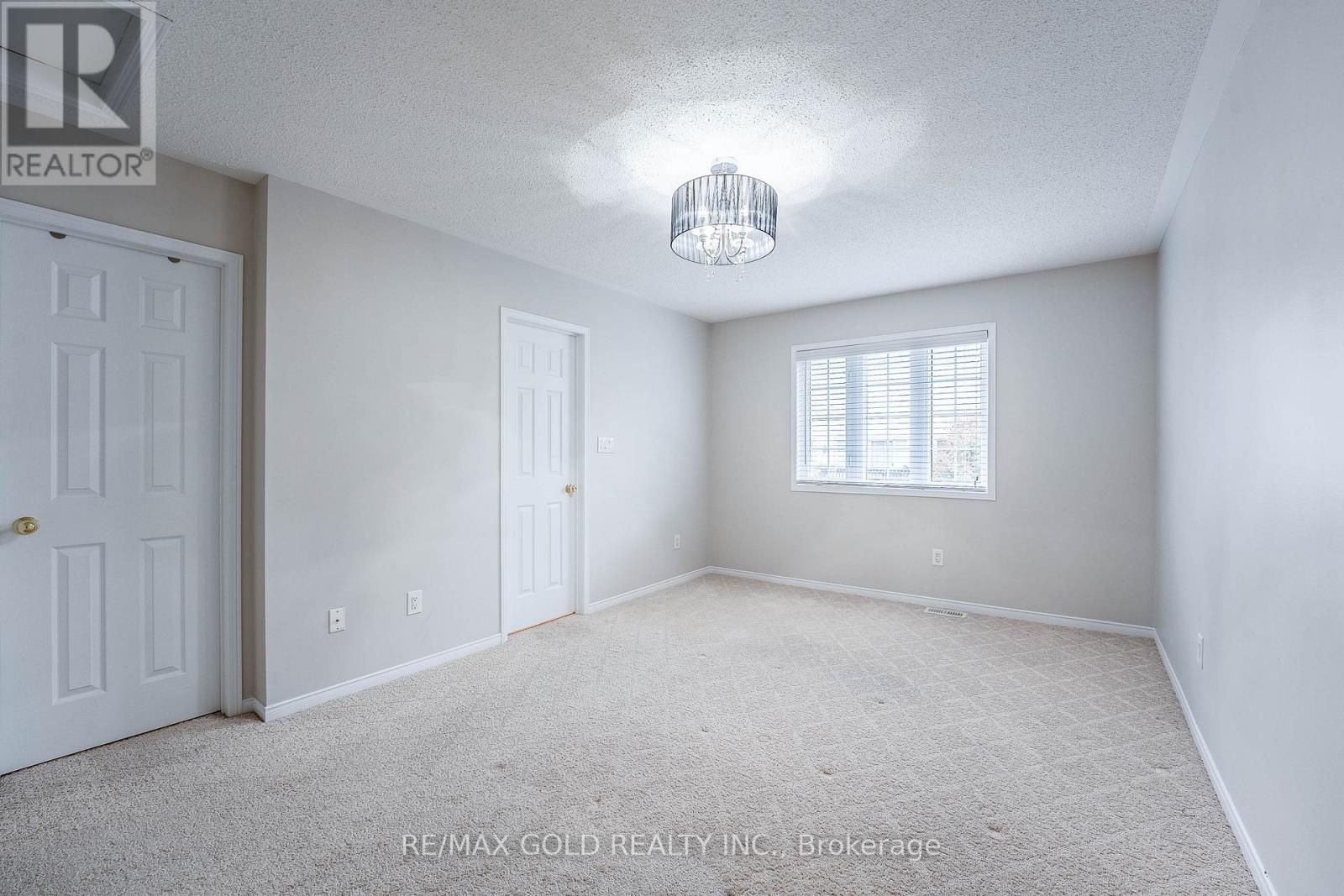 5195 Angel Stone Drive, Mississauga, Ontario  L5M 0L5 - Photo 22 - W12476970