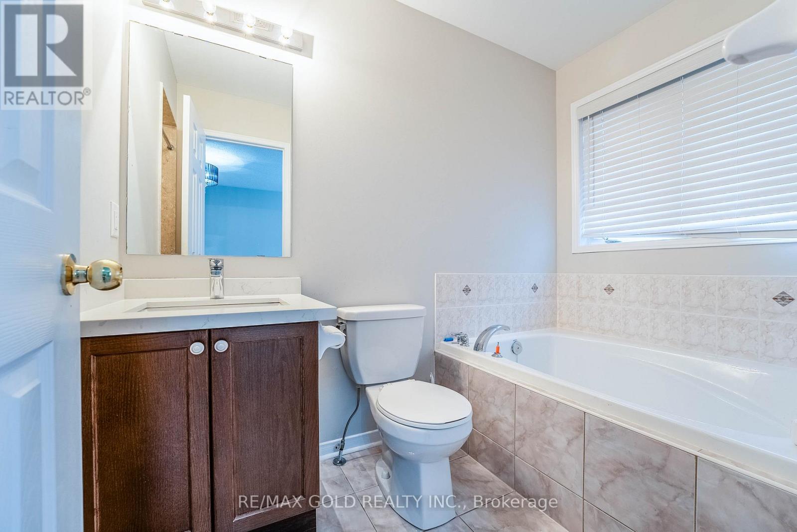 5195 Angel Stone Drive, Mississauga, Ontario  L5M 0L5 - Photo 24 - W12476970