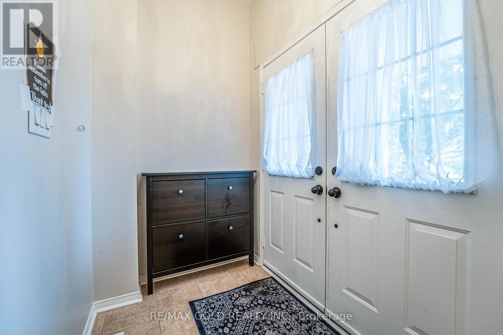 5195 Angel Stone Drive, Mississauga, Ontario  L5M 0L5 - Photo 7 - W12476970