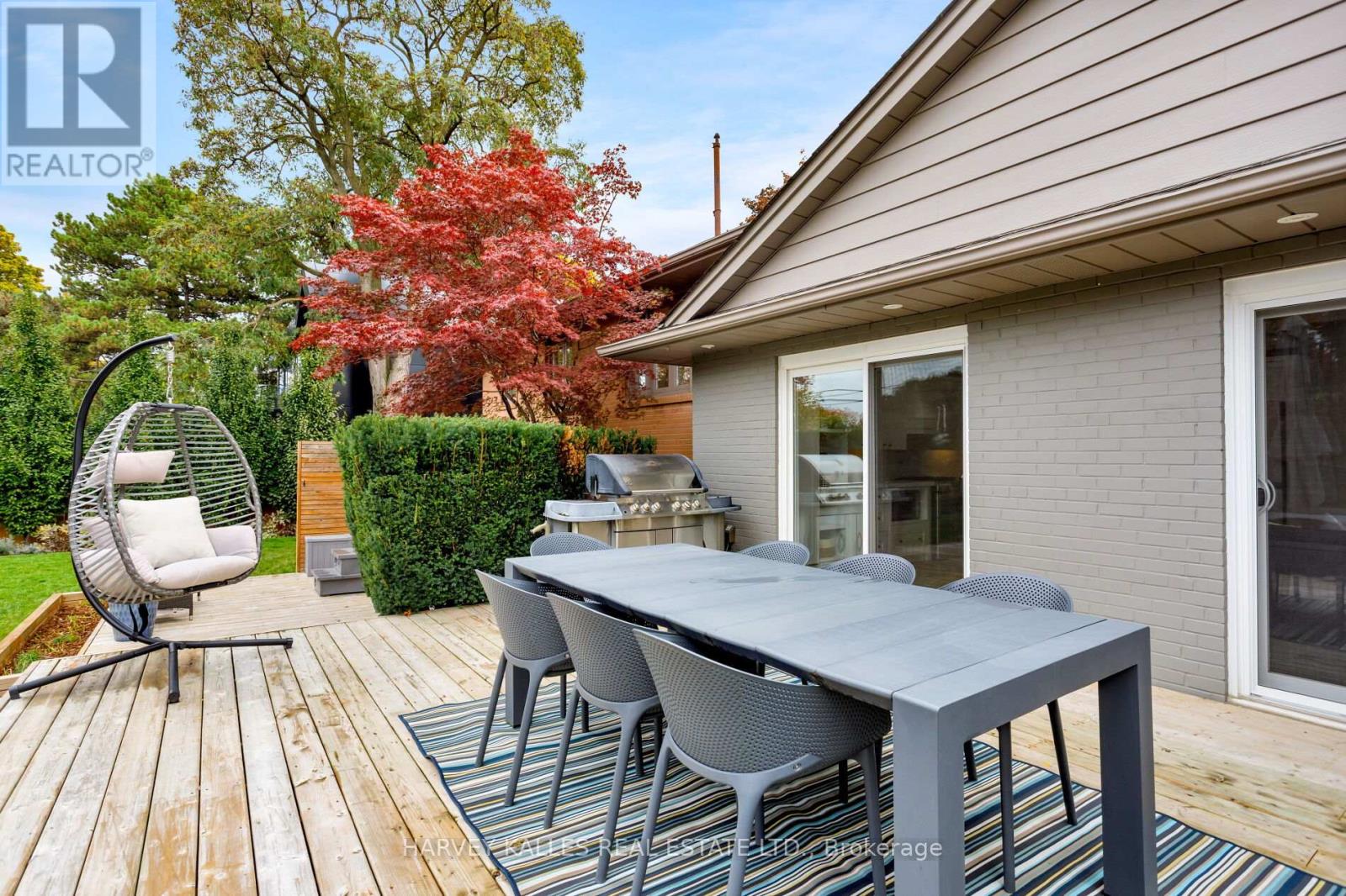 36 Ravensbourne Crescent, Toronto, Ontario  M9A 2A8 - Photo 18 - W12476989