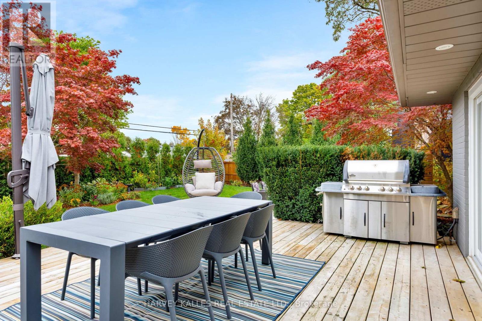 36 Ravensbourne Crescent, Toronto, Ontario  M9A 2A8 - Photo 21 - W12476989