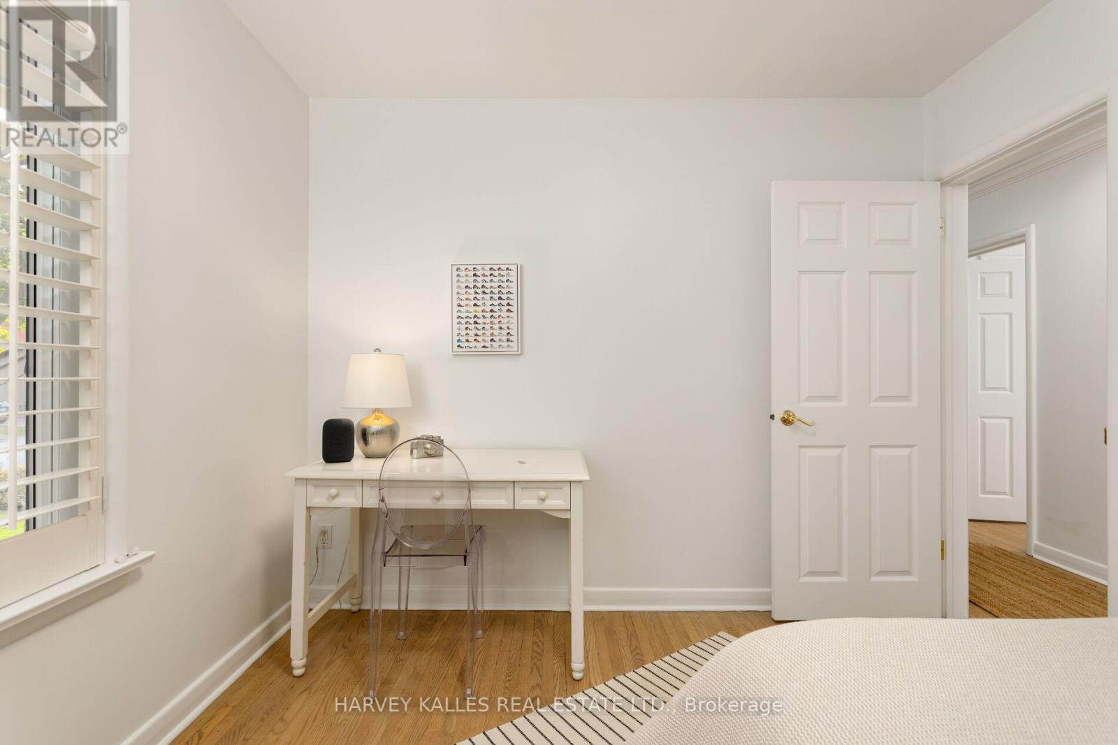 36 Ravensbourne Crescent, Toronto, Ontario  M9A 2A8 - Photo 34 - W12476989