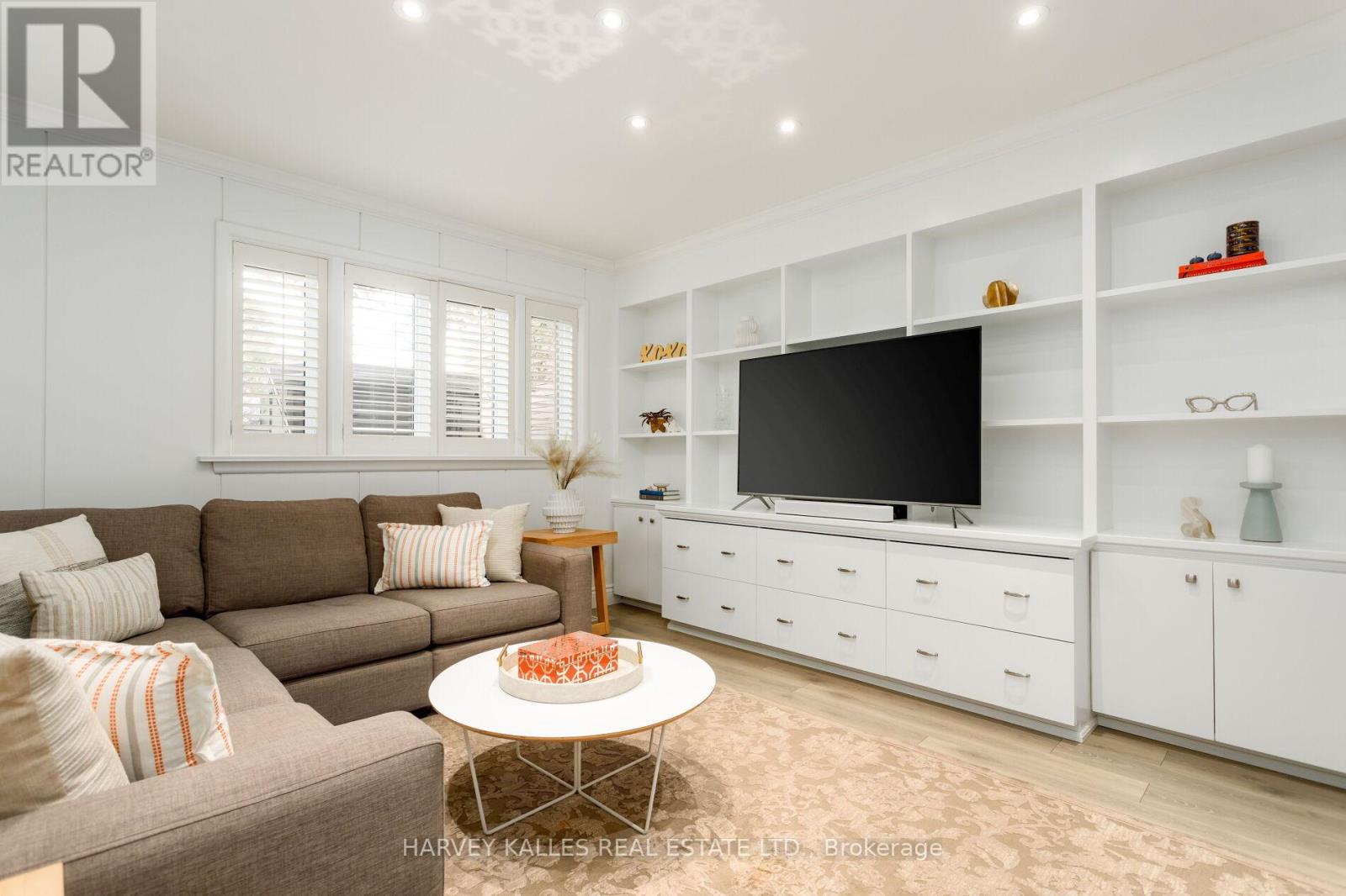 36 Ravensbourne Crescent, Toronto, Ontario  M9A 2A8 - Photo 44 - W12476989