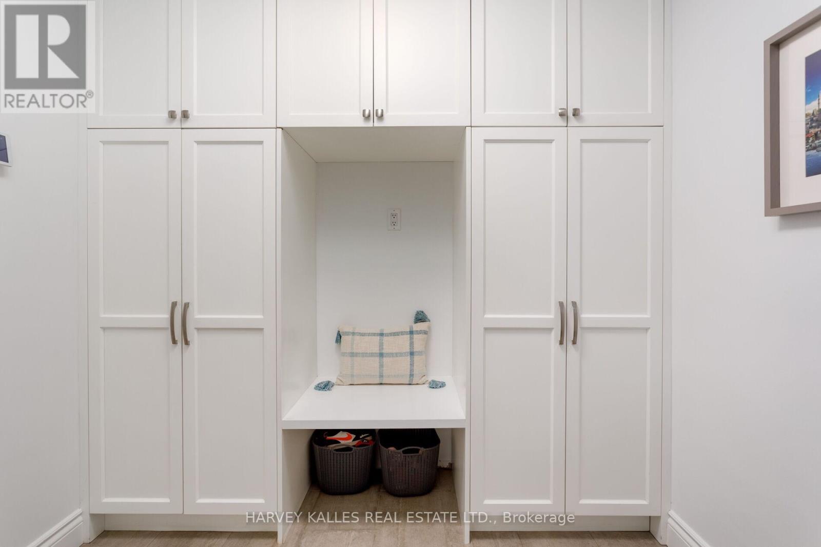 36 Ravensbourne Crescent, Toronto, Ontario  M9A 2A8 - Photo 47 - W12476989