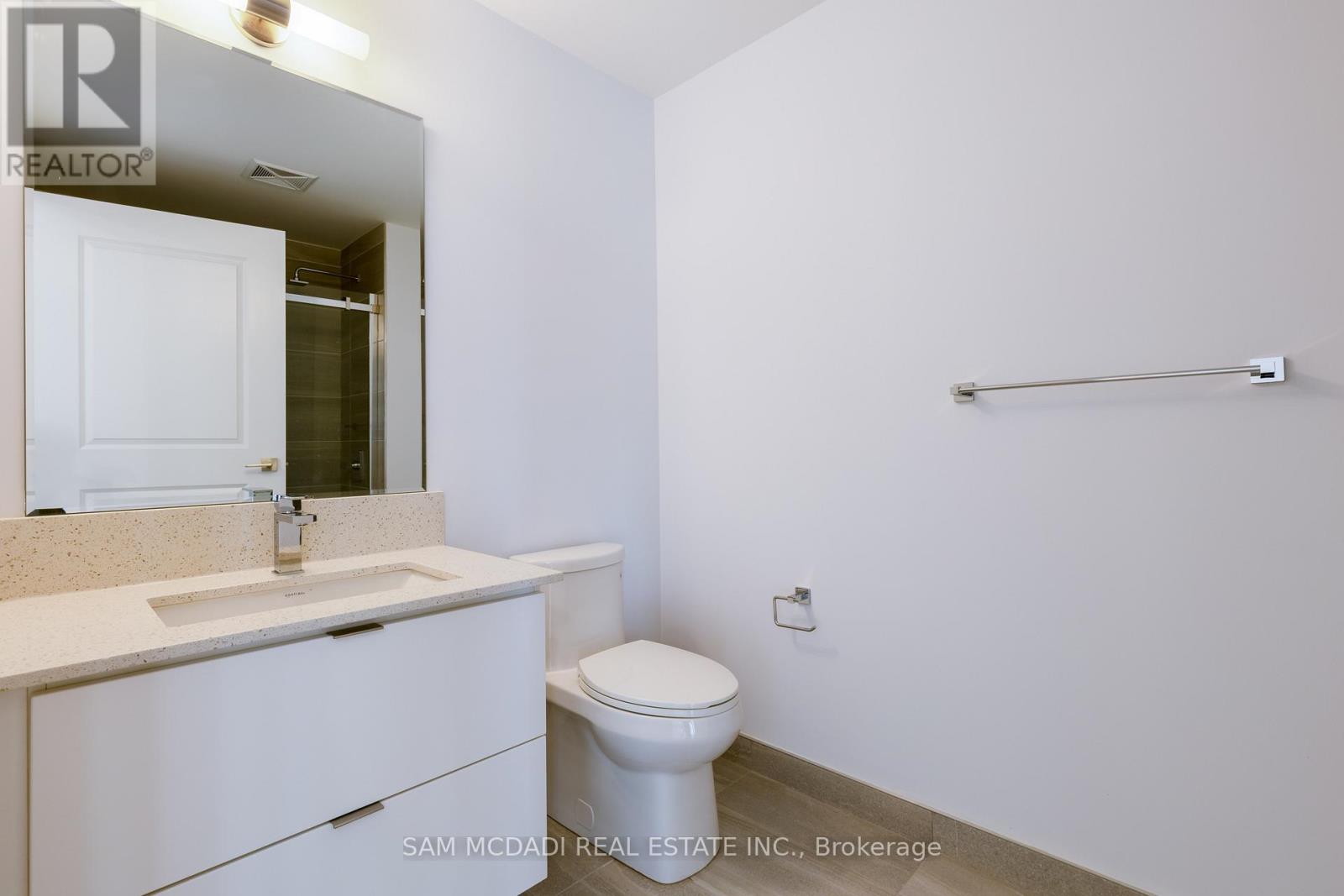 1509 - 30 Elm Drive, Mississauga, Ontario  L5A 4C3 - Photo 11 - W12476990