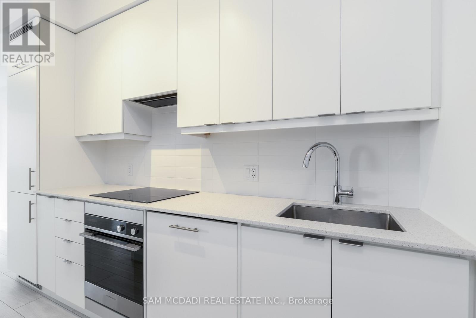 1509 - 30 Elm Drive, Mississauga, Ontario  L5A 4C3 - Photo 9 - W12476990