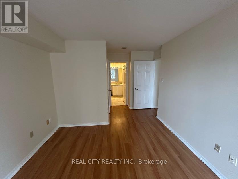 #2008 - 325 Webb Drive, Mississauga, Ontario  L5B 3Z9 - Photo 18 - W12476994