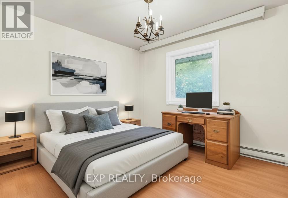 3 Harrow Street, Mississauga, Ontario  L4T 1J2 - Photo 6 - W12476997