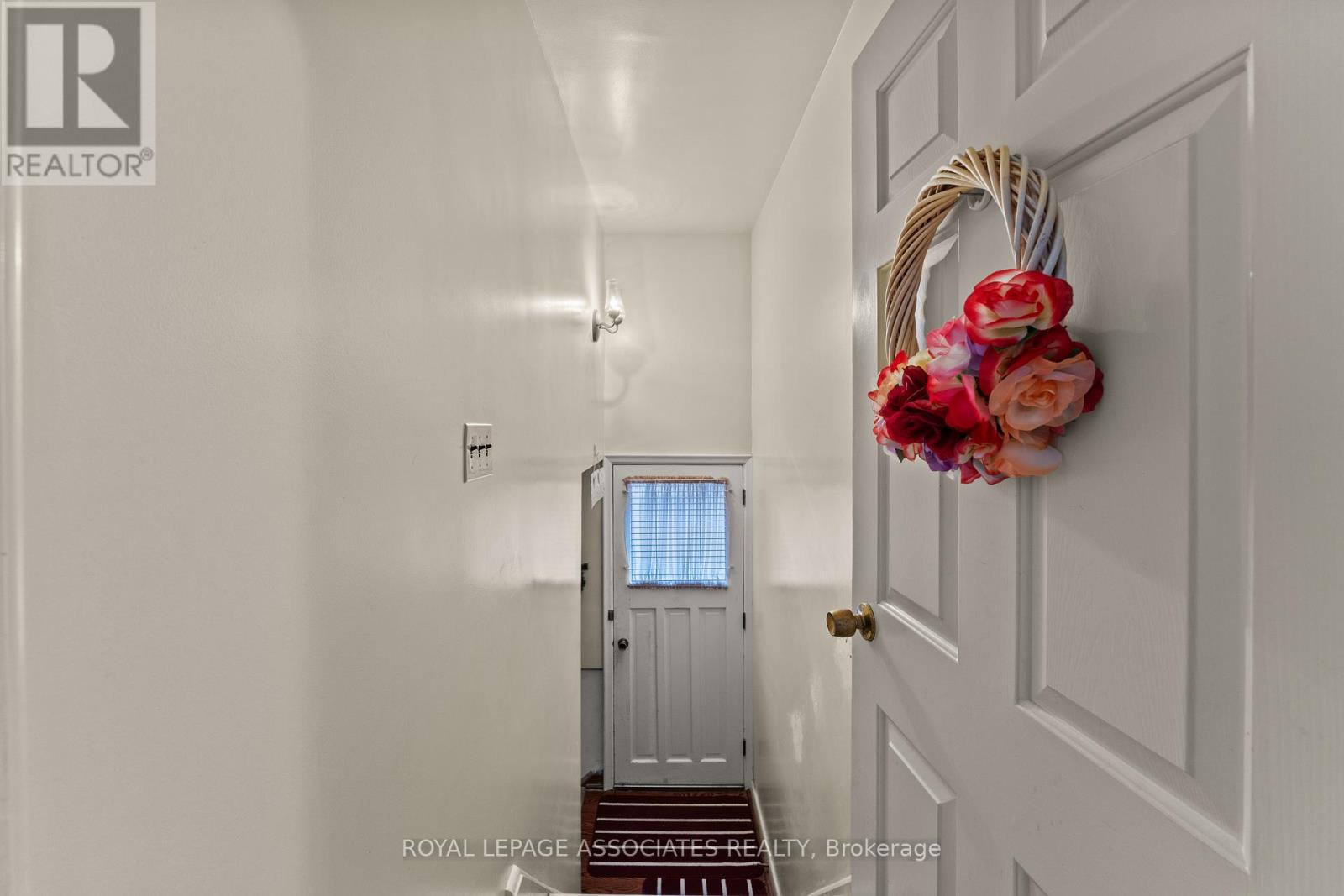 28 Waterbeach Crescent, Toronto, Ontario  M9W 3L9 - Photo 30 - W12477004