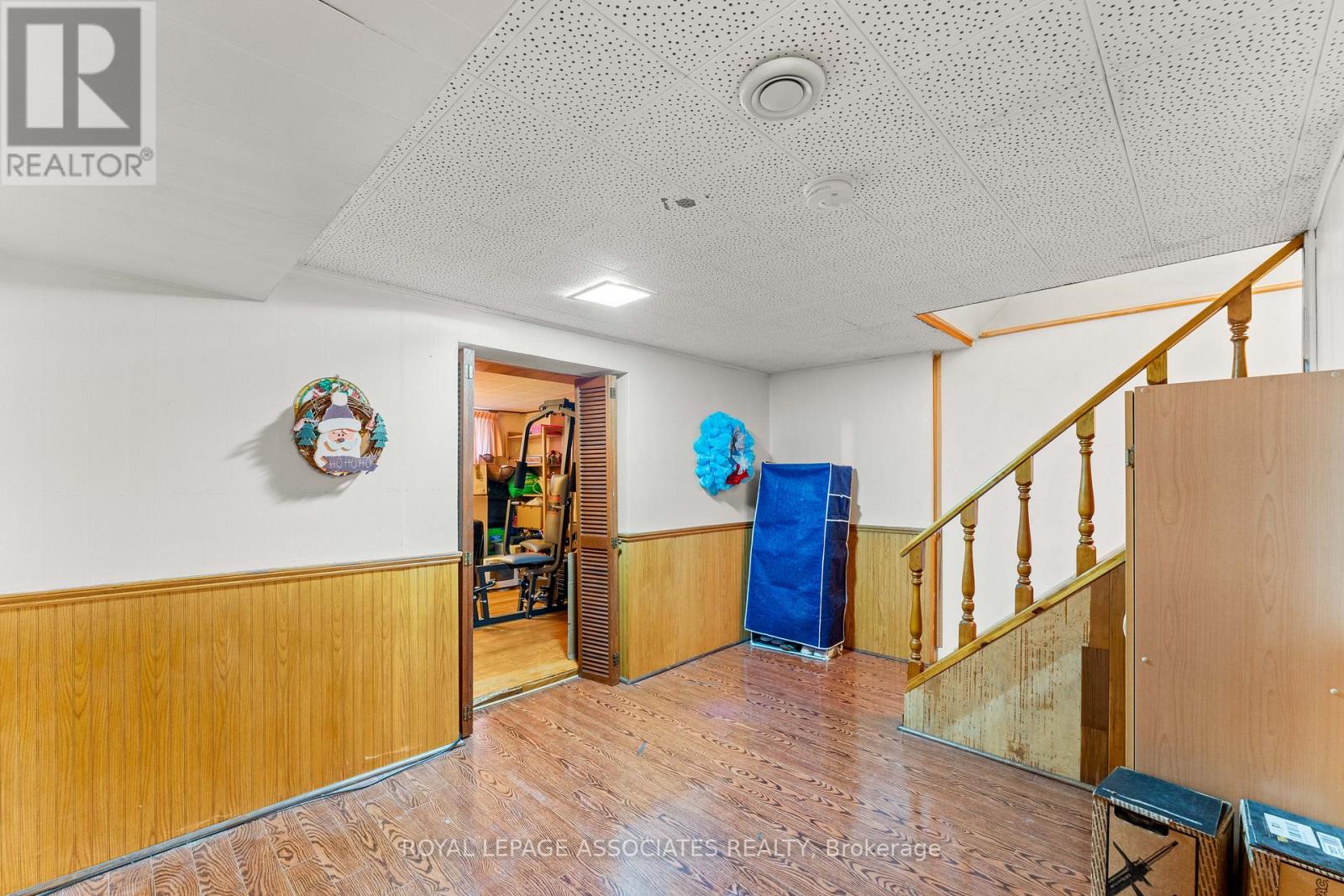 28 Waterbeach Crescent, Toronto, Ontario  M9W 3L9 - Photo 31 - W12477004