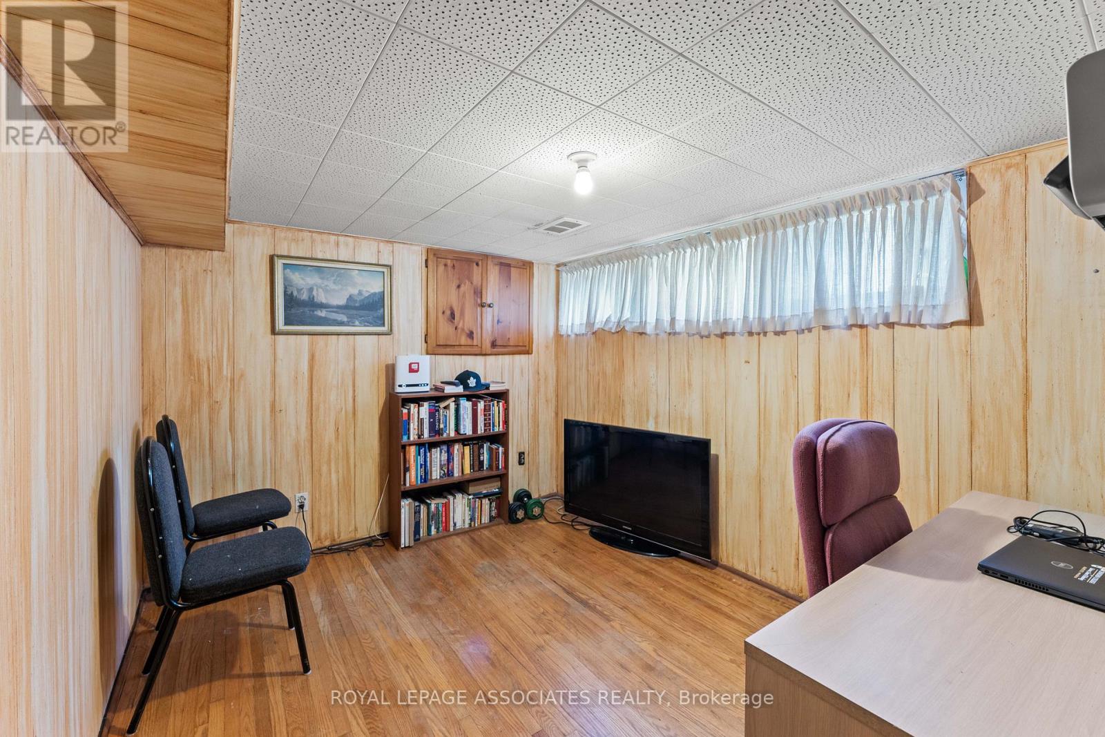 28 Waterbeach Crescent, Toronto, Ontario  M9W 3L9 - Photo 43 - W12477004