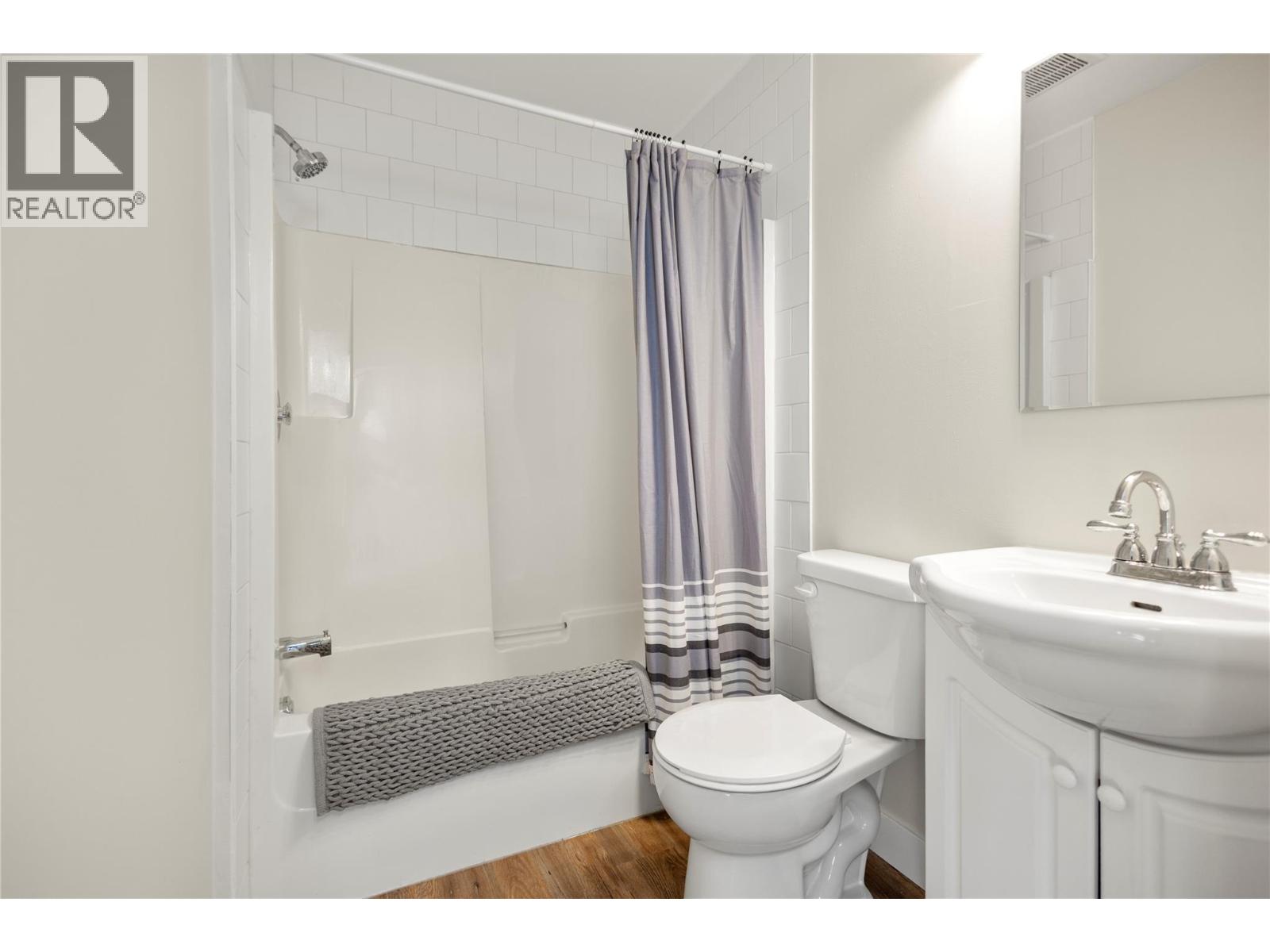 8127 Donaldson Drive, Grand Forks, British Columbia  V0H 1H2 - Photo 8 - 10366129