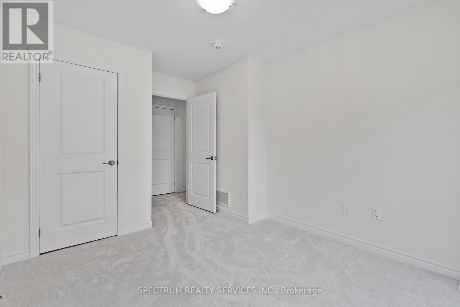 66 - 305 Garner Road W, Hamilton, Ontario  L9G 3K9 - Photo 14 - X12477016