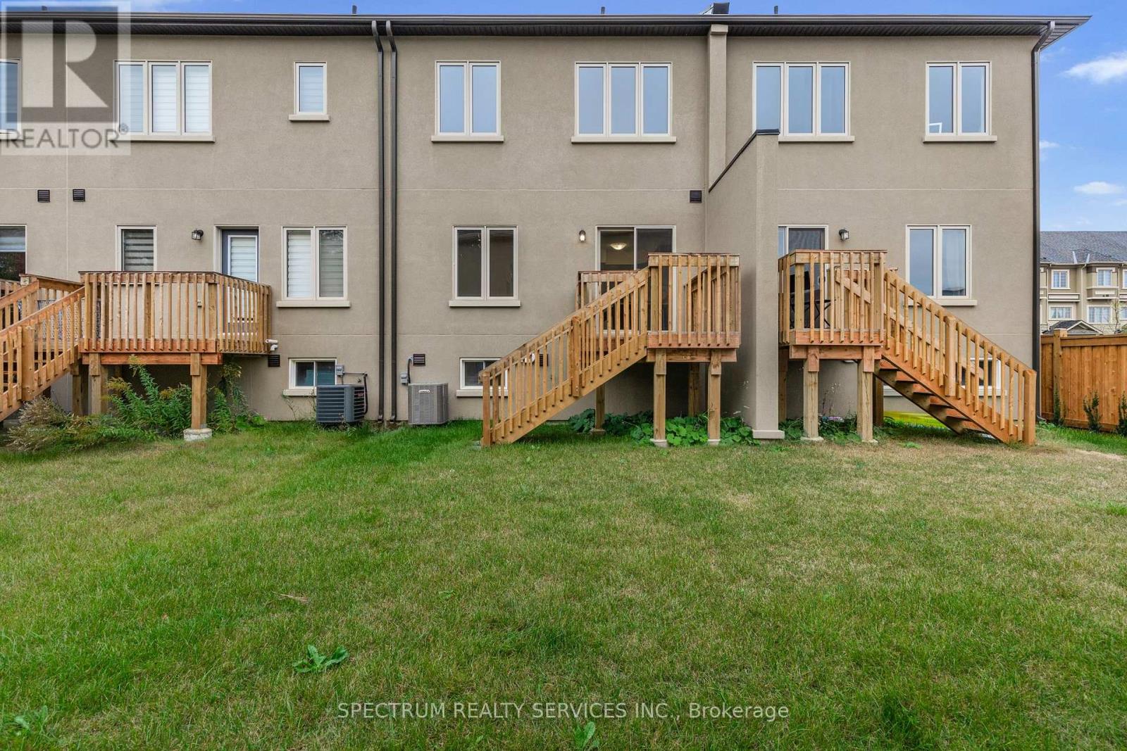 66 - 305 Garner Road W, Hamilton, Ontario  L9G 3K9 - Photo 17 - X12477016