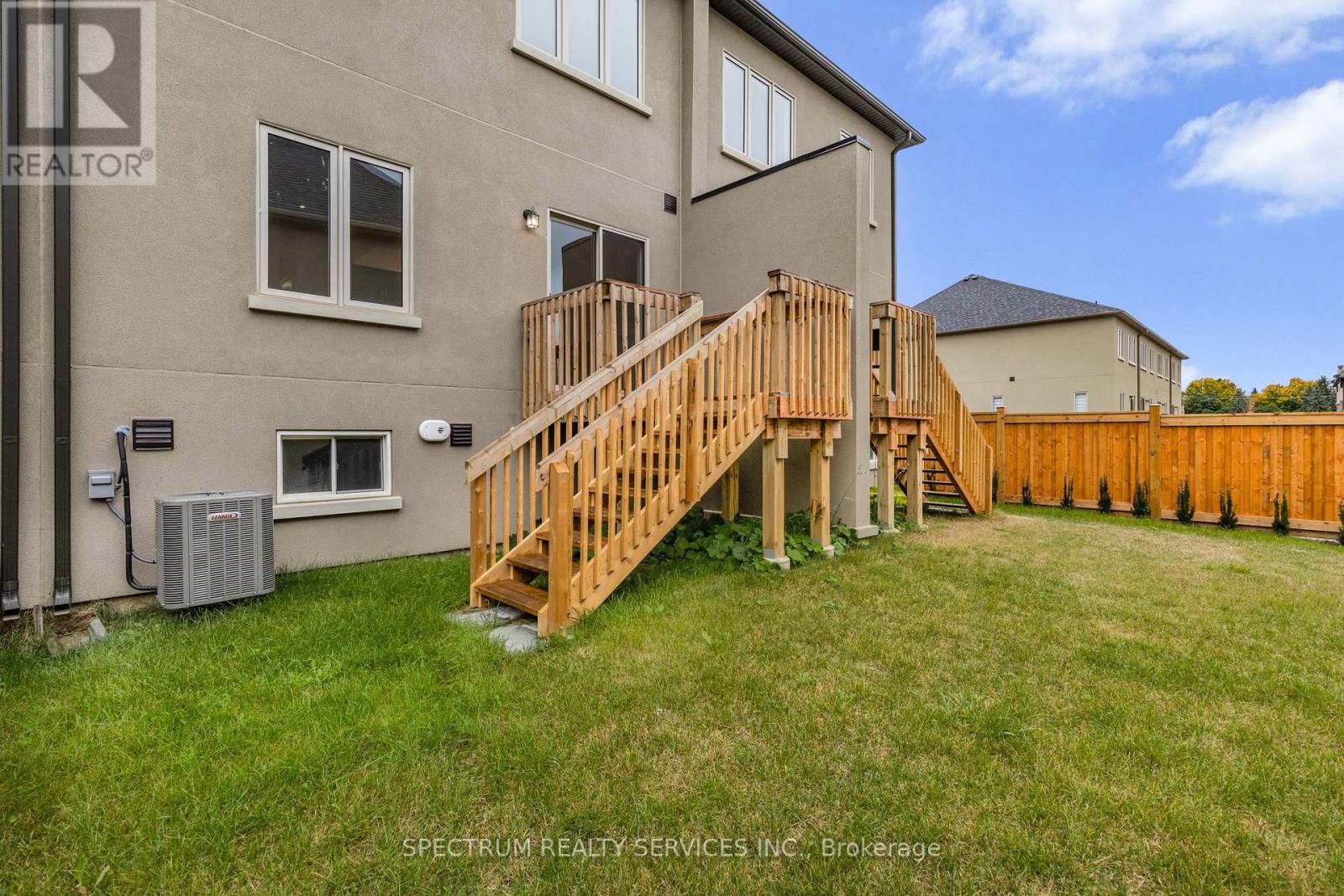66 - 305 Garner Road W, Hamilton, Ontario  L9G 3K9 - Photo 18 - X12477016
