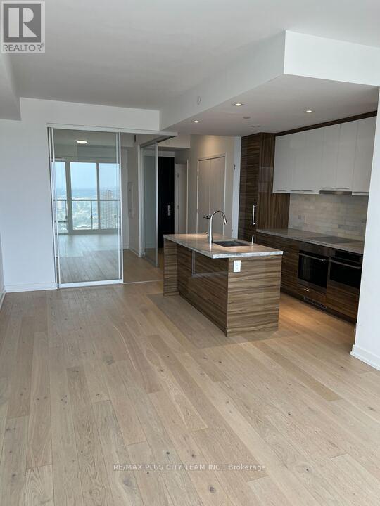 4505 - 488 University Avenue, Toronto, Ontario  M5G 0C1 - Photo 6 - C12477024