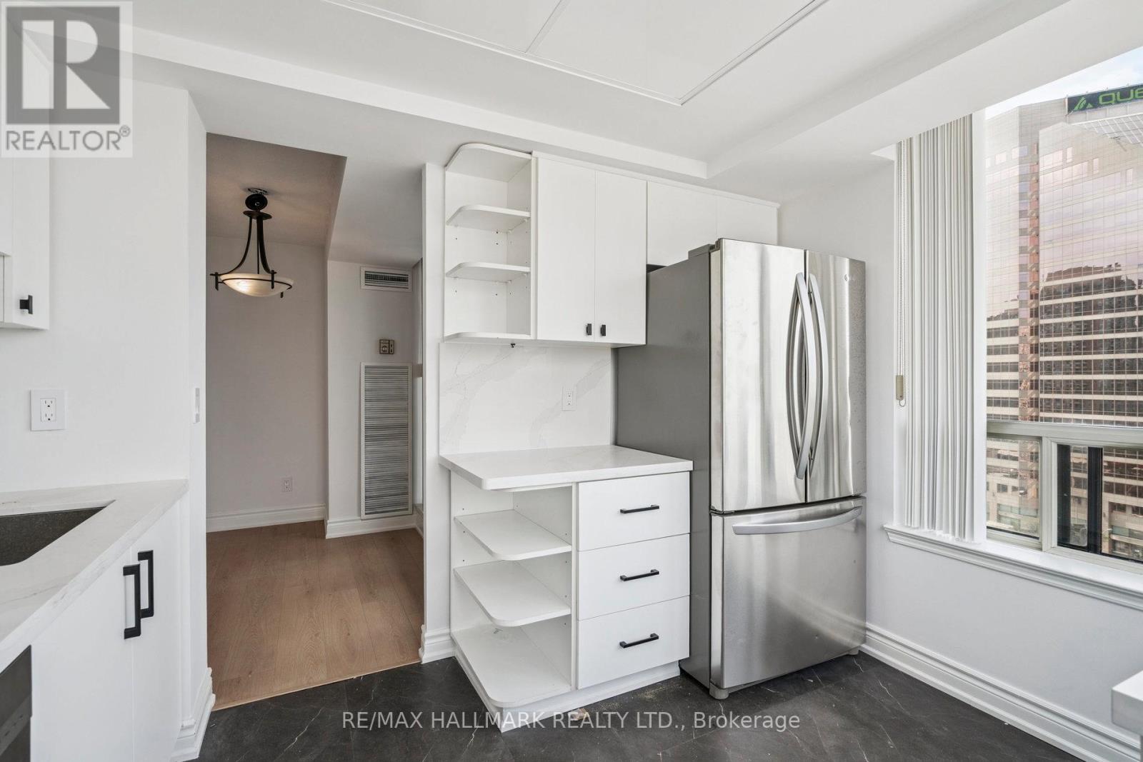 1214 - 7 Bishop Avenue, Toronto, Ontario  M2M 4J4 - Photo 3 - C12477032