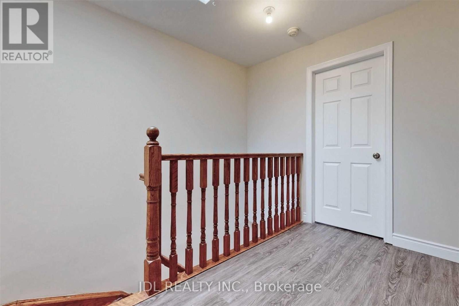 216 Mc Caul Street, Toronto, Ontario  M5T 1W5 - Photo 22 - C12477049