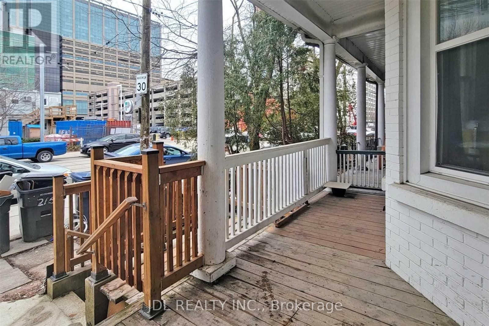 216 Mc Caul Street, Toronto, Ontario  M5T 1W5 - Photo 3 - C12477049