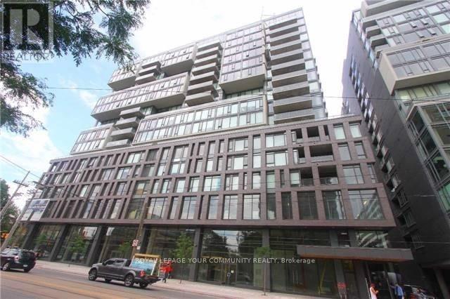 607 - 111 BATHURST STREET, Toronto, Ontario