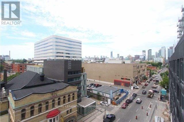 607 - 111 Bathurst Street, Toronto, Ontario  M5V 2R1 - Photo 15 - C12477056