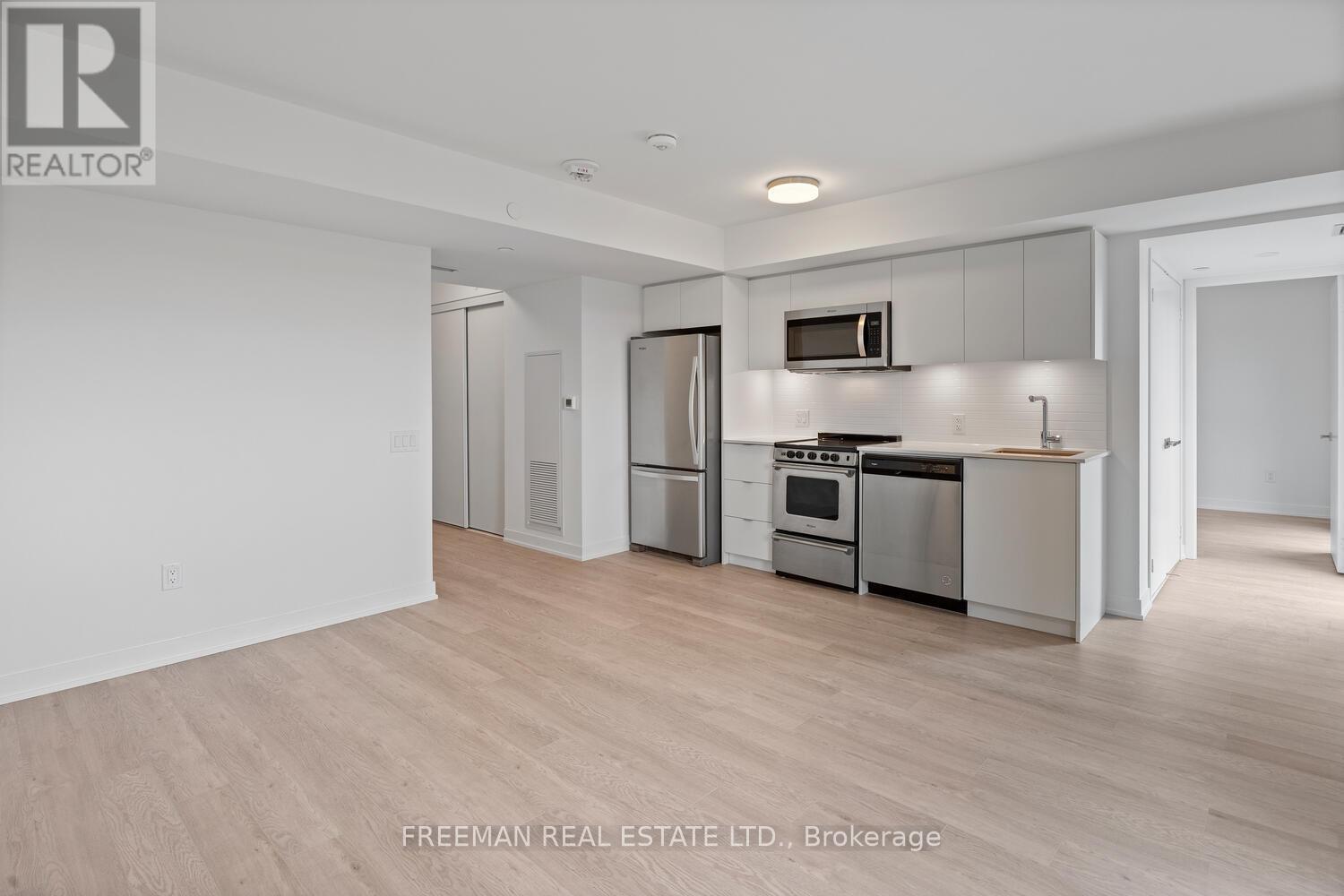 815 - 480 Wilson Avenue N, Toronto, Ontario  M3H 0G1 - Photo 10 - C12477083